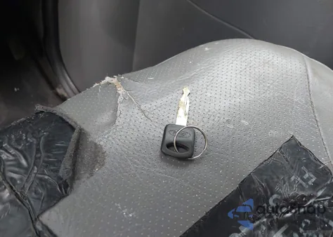 2003 Ford E-250 Commercial/Recreational from USA, damaged, VIN 1FTNE24L13HB92316